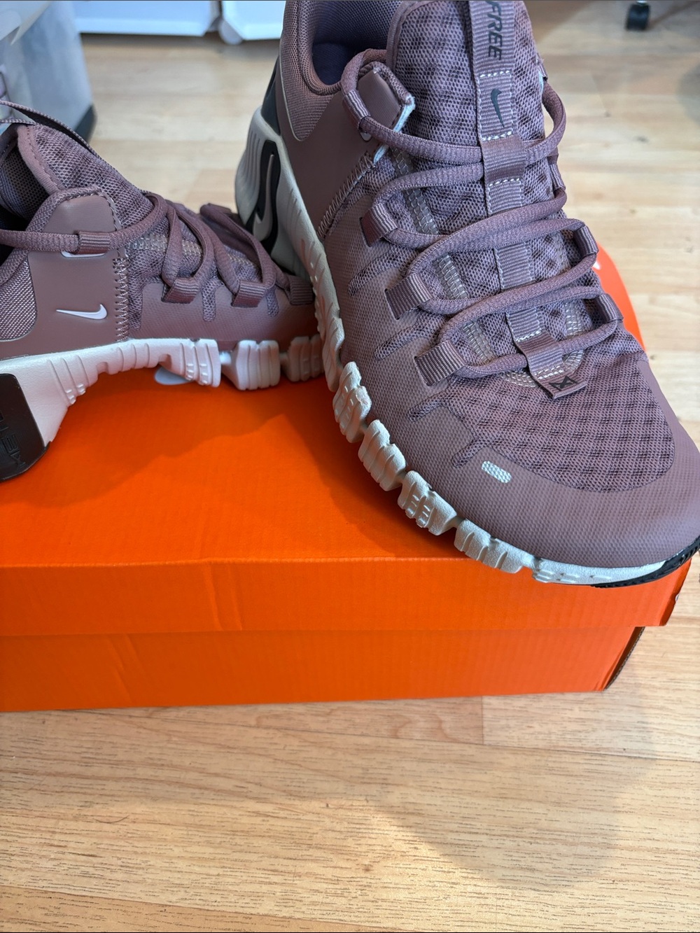 Nike Women's Dusty Mauve Athletic Sneakers